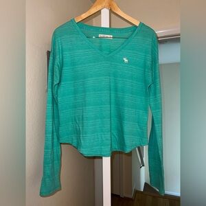 Abercrombie & Fitch Green / Teal Long Sleeve V-Neck Top